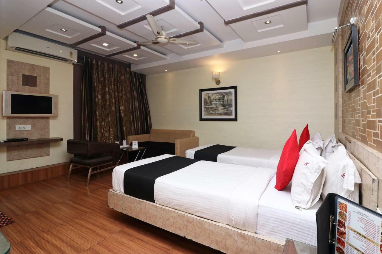 Hotel Heaven Kolkata Exterior photo