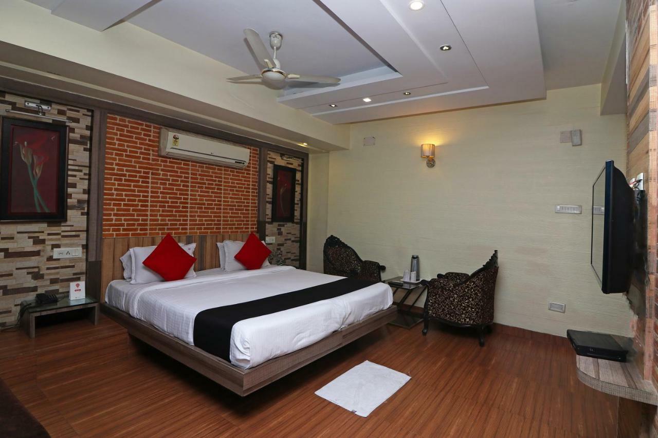 Hotel Heaven Kolkata Exterior photo